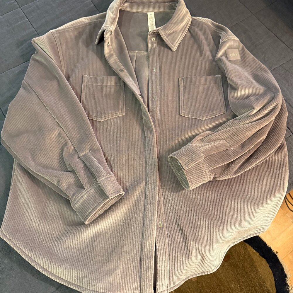 Alo - Ribbed Velour Mountain Side Shacket (Size L, Lavendar)